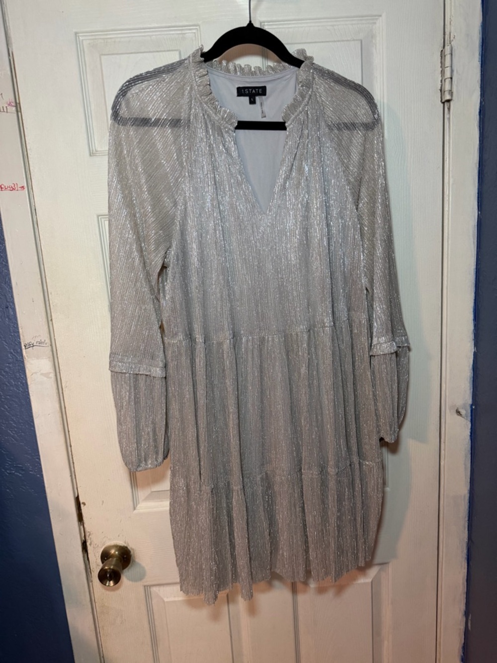 1 State Metallic Gray Mini Tiered Long-Sleeve Dress